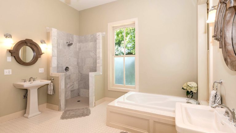 bathroom_bathtub_mirror_window_hd_bathroom